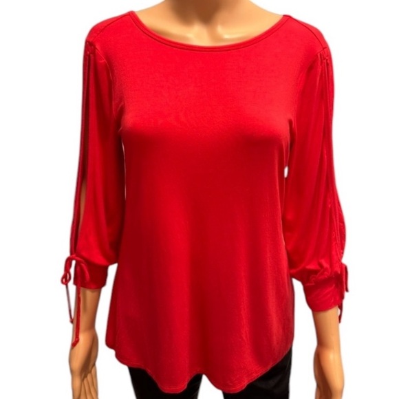 Chelsea & Theodore Tops - NWOT CHELSEA & THEODORE Vibrant Red 3/4 Tie Sleeve Low Back Blouse Small